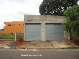 Casa próxima ao centro de Boituva SP Terreno + Salões Comerciais em Boituva